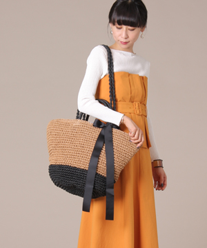 Tiara ティアラのトピックス Tiara Bilitis Dix Sept Ans ビリティス ディセッタン 人気のかごバッグ予約受付中 Zozotown