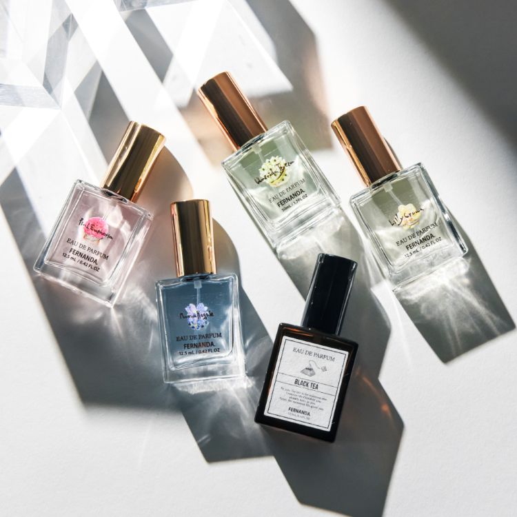 FERNANDA�i�t�F���i���_�j�̃V���b�v�j���[�X�u12.5ml�̃p���t�@�������o�����̂����Ɂv