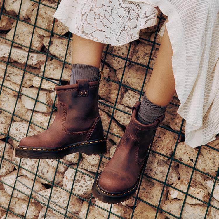 Dr. Martens/ANISTONE LO チェルシーブーツ