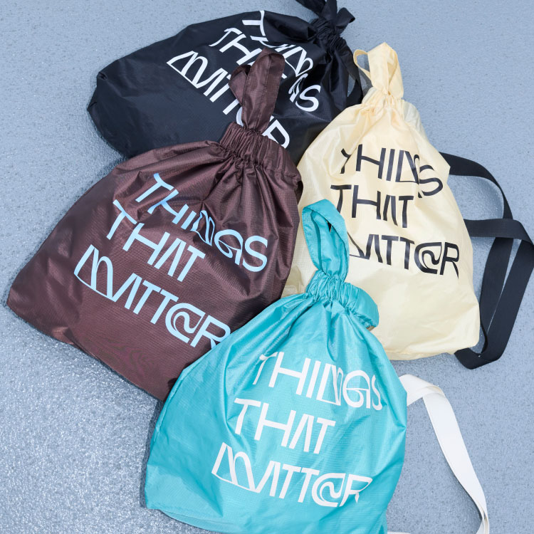 THINGS THAT MATTER�i�V���O�X�U�b�g�}�^�[�j�̃V���b�v�j���[�X�u�yZOZOTOWN����zONE SHOLDER NAP SAC TOTE�v