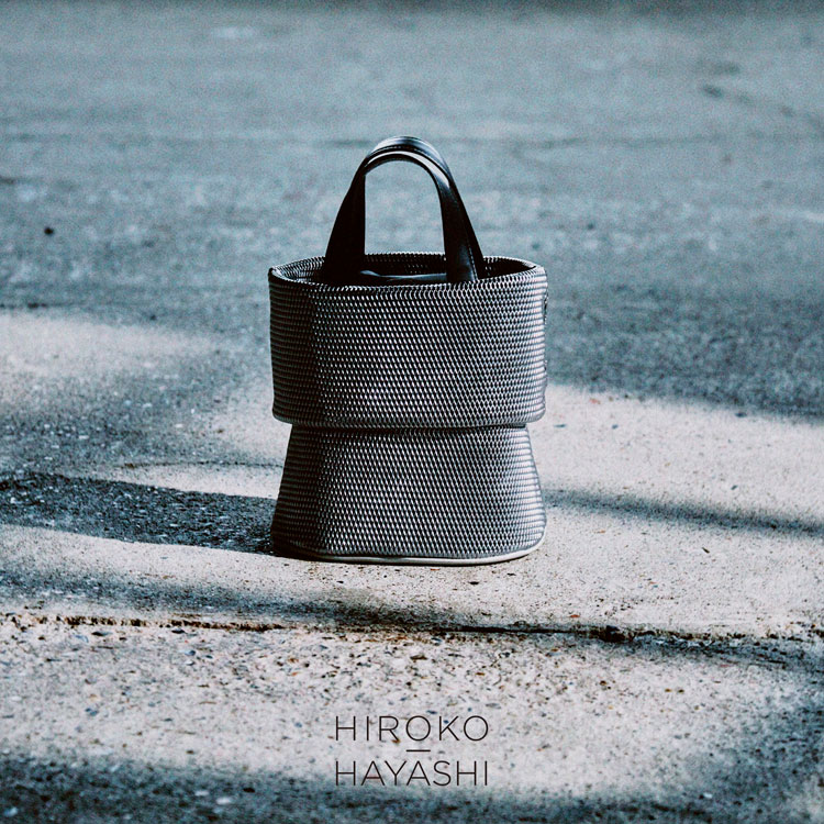 HIROKO HAYASHIiqR nVj̃Vbvj[Xus2025AW COLLECTIONtCATENAv