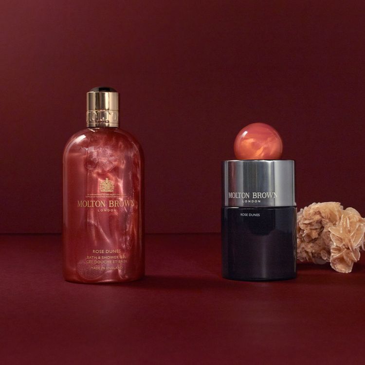 MOLTON BROWN�i�����g���u���E���j�̃V���b�v�j���[�X�u�A���r�A�����̐_��I�Ȕ�������\�������I�s�������g�E���[�Y�̍���̃R���N�V�����v