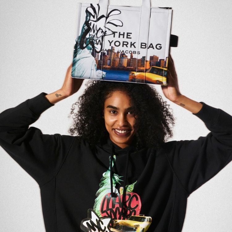 MARC JACOBS｜マークジェイコブスのトピックス「NYCの鼓動をまとう