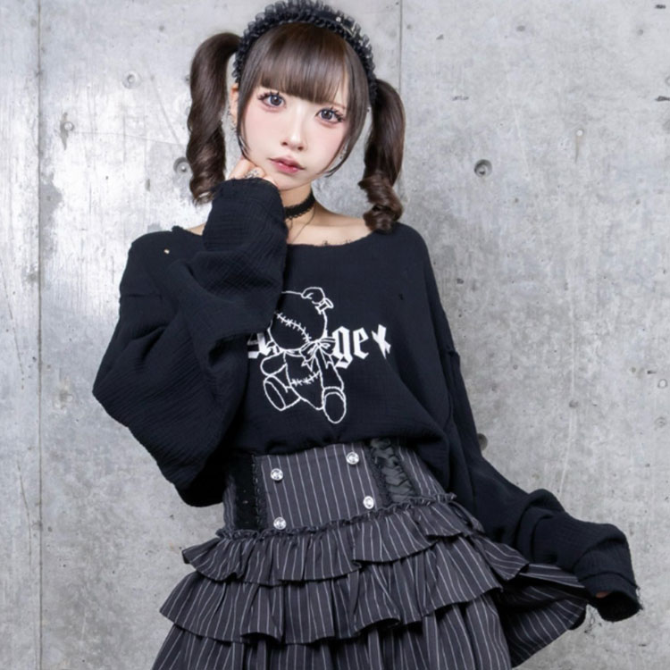 【美品】batsu archive y2k 刺繍 ネクタイ 黒 京 PUNK 美品】batsu archive y2k 刺繍 ネクタイ 黒 京 PUNK