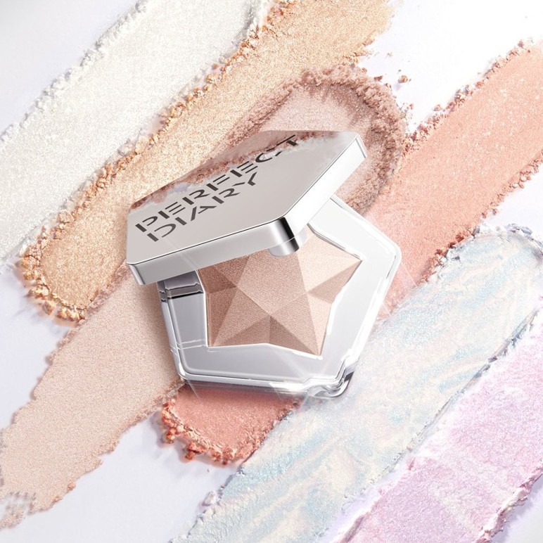 FCBox�i�G�t�V�[�{�b�N�X�j�̃V���b�v�j���[�X�u�yZOZO��s�����zPERFECT DIARY�u�X�^�[�_�X�g�_�C�A�����h�v�n�C���C�g�p�E�_�[�V�F�o��v