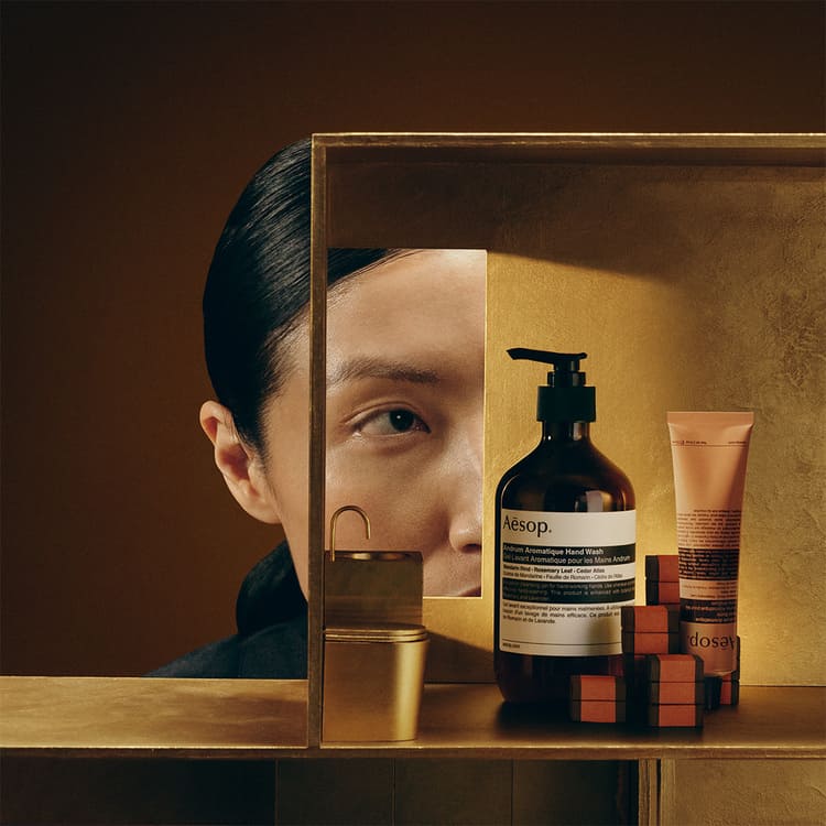 ゼラニウム ボディスクラブ 180mL（ボディスクラブ/ピーリング