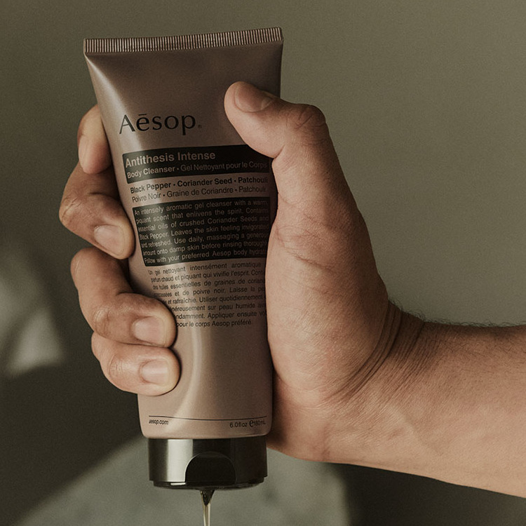 Aesop�i�C�\�b�v�j�̃V���b�v�j���[�X�u���₩�ȃR���A���_�[�V�[�h�Ɖ����ȃu���b�N�y�b�p�[�̍���v