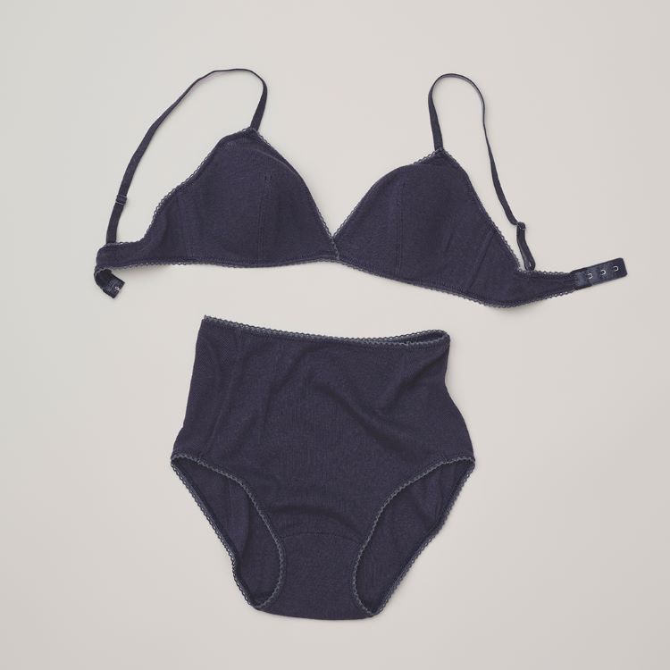 LANGELIQUE�i�����W�F���[�N�j�̃V���b�v�j���[�X�u�t�B�b�g�����Q�I���ɂȂ�u���v