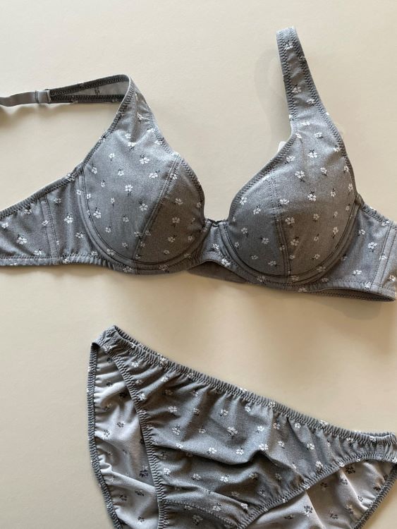 LANGELIQUE�i�����W�F���[�N�j�̃V���b�v�j���[�X�u�ȂŌ�����ɁI���R�����Ȃ����E���h�u���v