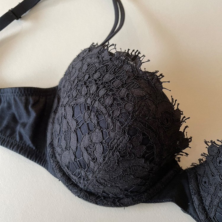 LANGELIQUE�i�����W�F���[�N�j�̃V���b�v�j���[�X�u�Z�p�Ɣ��ӎ��̗Z���v
