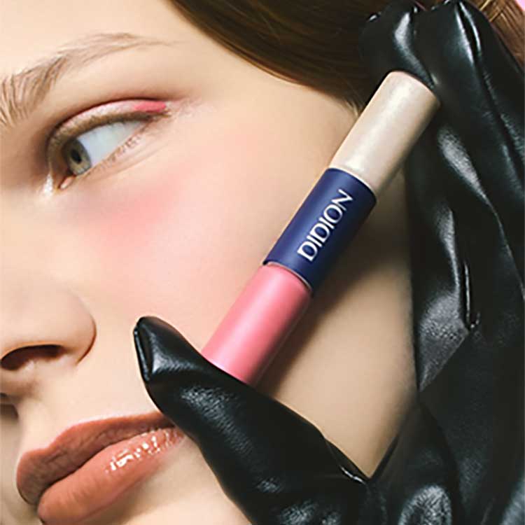 DIDION�i�f�B�f�B�I���j�̃V���b�v�j���[�X�u�u���E�����C�N�ɁA�s���N�̃A�N�Z���g�v