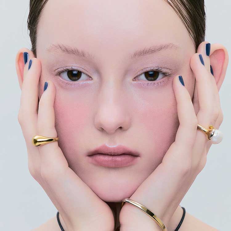 DIDION�i�f�B�f�B�I���j�̃V���b�v�j���[�X�u�H�̐O�́A�ӂ���ƃ}�b�g�ɁB�V���i �\�t�g�}�b�g���b�v�v