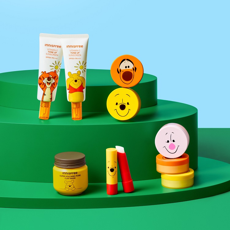 INNISFREEiCjXt[j̃Vbvj[XuyViz܂̃v[ × INNISFREE RNVoIv