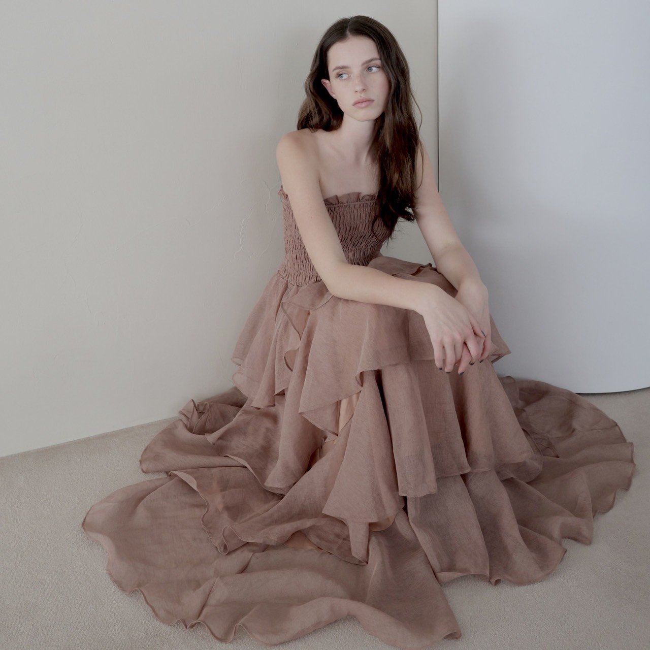 THETOVE�i�U�g�[�ׁj�̃V���b�v�j���[�X�u�ycelon�zfrilly tiered dress ( brown added )�v