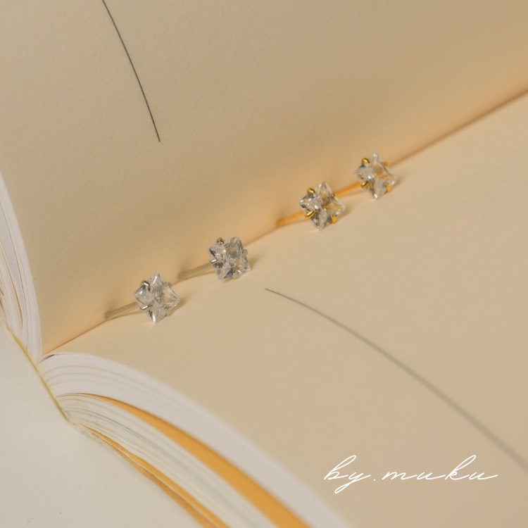 euphoria�i���[�t�H���A�j�̃V���b�v�j���[�X�u�y�t�̎���A�N�Z�T���[�z�v