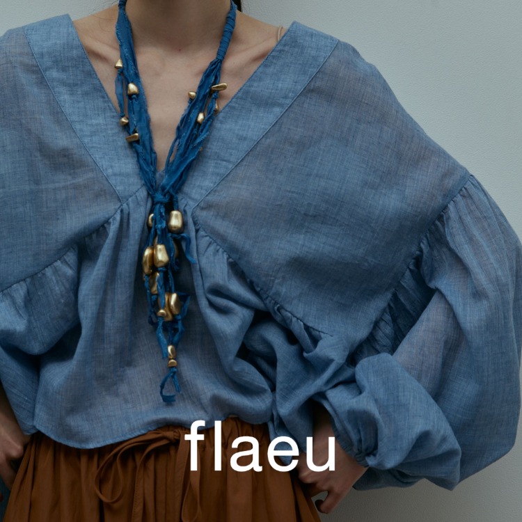 Avenue�i�A���F�j���[�j�̃V���b�v�j���[�X�u�yflaeu�z�����܂Ƃ��āA�������ꂢ�Ɍ�����Air Caftan Blouse�v