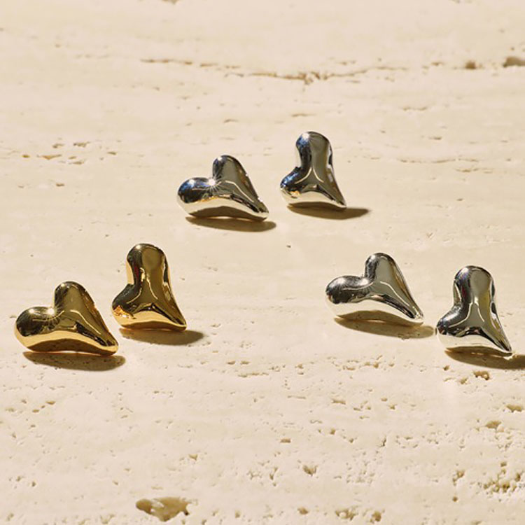 Soieriei\[j̃Vbvj[XuySoieriezlC̃`[tACeЉv