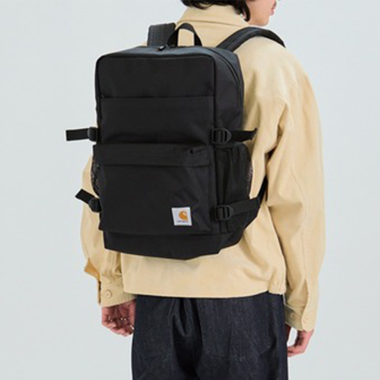 MAISON CLUB�i���]���N���u�j�̃V���b�v�j���[�X�u�V�����������A�ʂ�B�d�����x���������炵���A�����̑��_�o�b�O�v