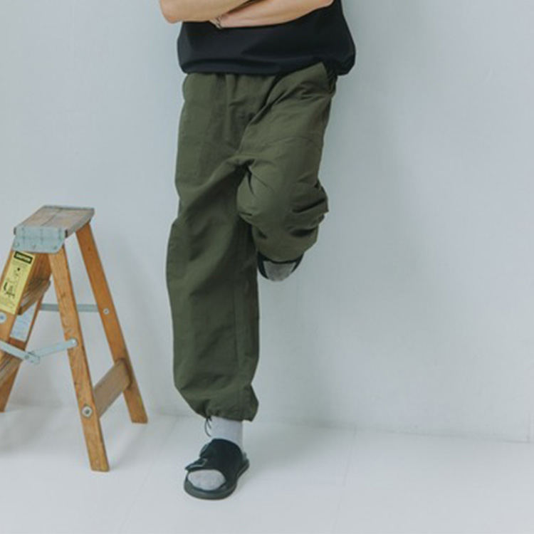 MAISON CLUB�i���]���N���u�j�̃V���b�v�j���[�X�u������蔲�����f�ނŖ�����A�t�̃g�����h�{�g���v