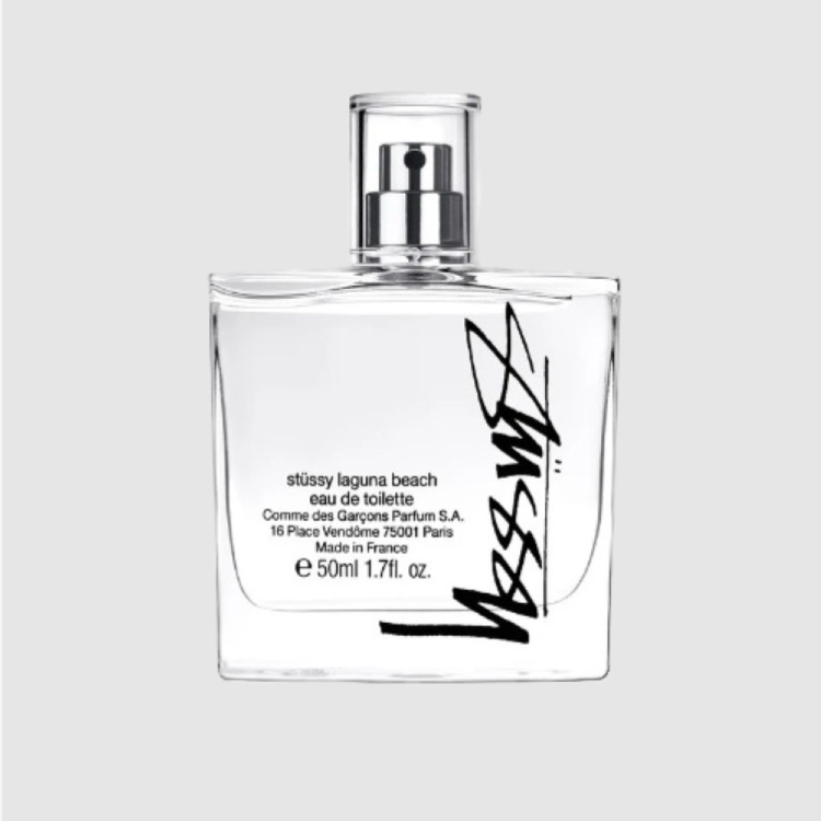 COMME des GARCONS POCKET�i�R���f�M�����\�� �|�P�b�g�j�̃V���b�v�j���[�X�u�wCDG PARFUM × STUSSY �xW�[NAME�v