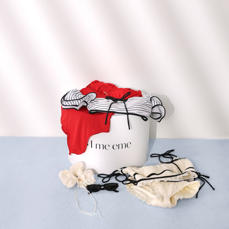 セール】Back ribbon ensemble swimwear（水着）｜M me eme