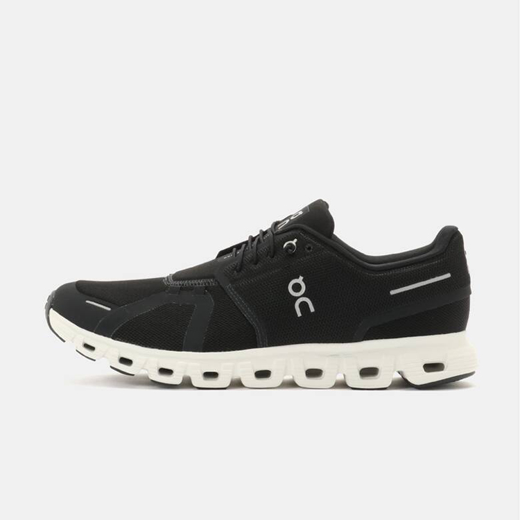 Herringbone Footwear�i�w�����{�[���t�b�g�E�F�A�j�̃V���b�v�j���[�X�u�����j���O���畁�i�g���A�I�t�B�X�V�[���܂ŕ��L���x������Ă���On�̃X�j�[�J�[�I�v