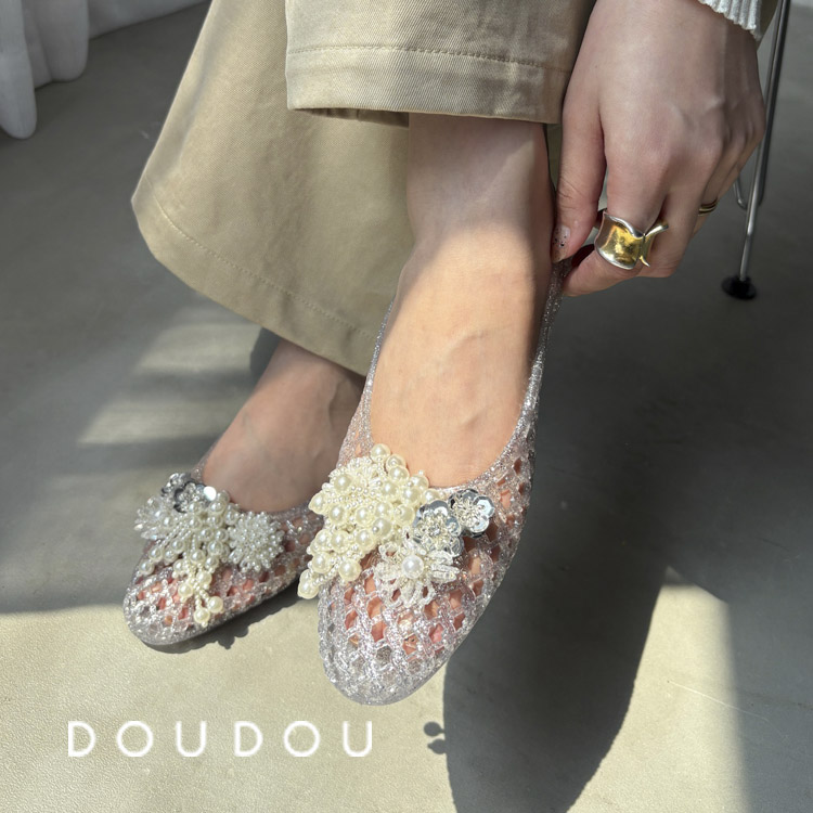 DouDou�i�h�D�h�D�j�̃V���b�v�j���[�X�u�yDOUDOU�z��������߂��W���G���[�T���_�� �v