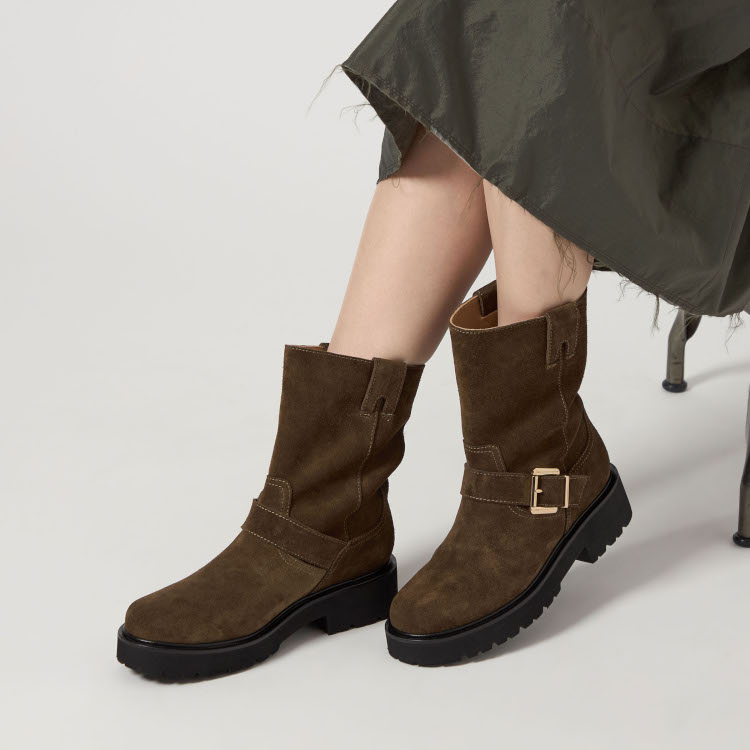 BEARDSLEY megumi ochi ショートブーツ✴︎イエナお好きな方にも BEARDSLEY megumi ochi ショートブーツ✴︎イエナお好きな方にも