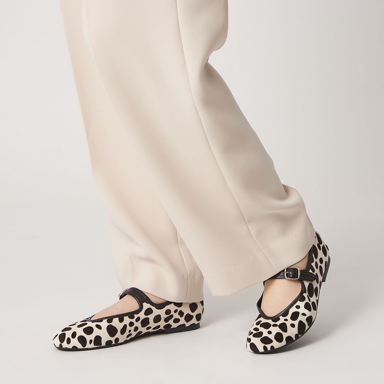 ODETTE E ODILE�i�I�f�b�g �G �I�f�B�[���j�̃V���b�v�j���[�X�u�����ɂƂ��߂����A��l�̃����[�W�F�[���X�^�C���v