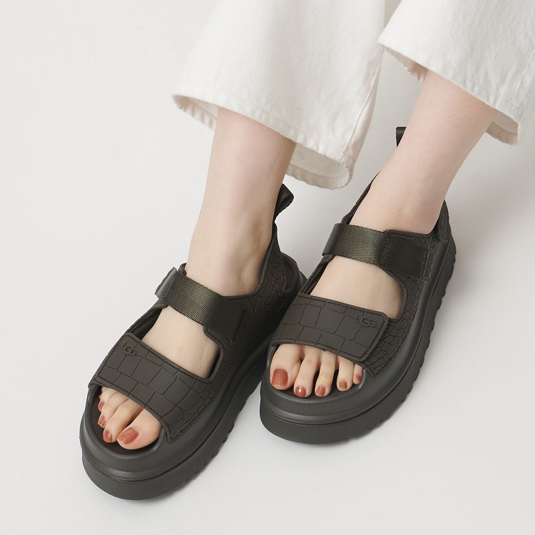 ODETTE E ODILE�i�I�f�b�g �G �I�f�B�[���j�̃V���b�v�j���[�X�u��SALE�������Ă̑����́A�����ȃT���_���ł������Ɋy��������v