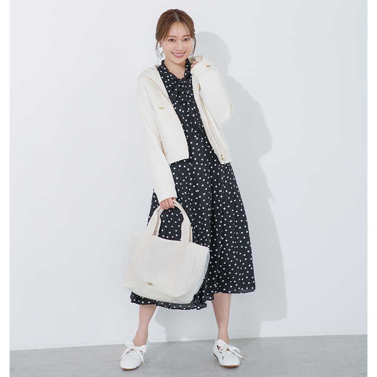 TOCCA�i�g�b�J�j�̃V���b�v�j���[�X�u�yChay���񒅗p�z�h�b�g�������s�Ɣ��p�[�J�[�̏t�J�W���A���R�[�f�v