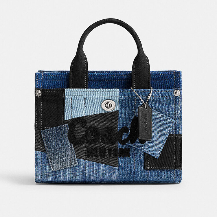 COACH｜コーチのトピックス「デニム パッチワークのバッグ