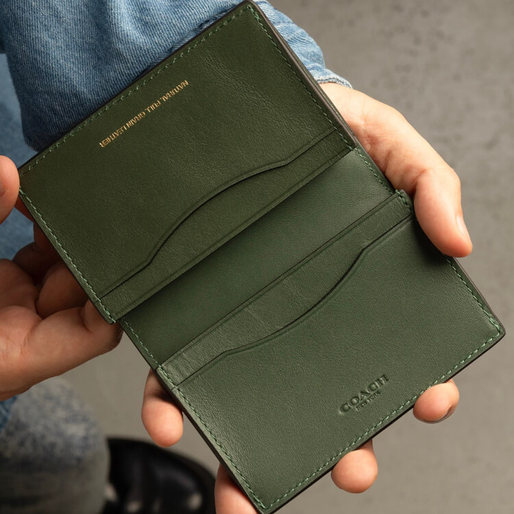 即発【COACH】シグネチャー キャンバス ジップ カードケース ライム ジップ カード ケース シグネチャー キャンバス（カードケース