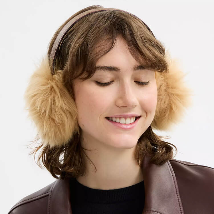 COACHiR[`j̃Vbvj[XuH~R[fɌȂt@bVG݁^COACHv