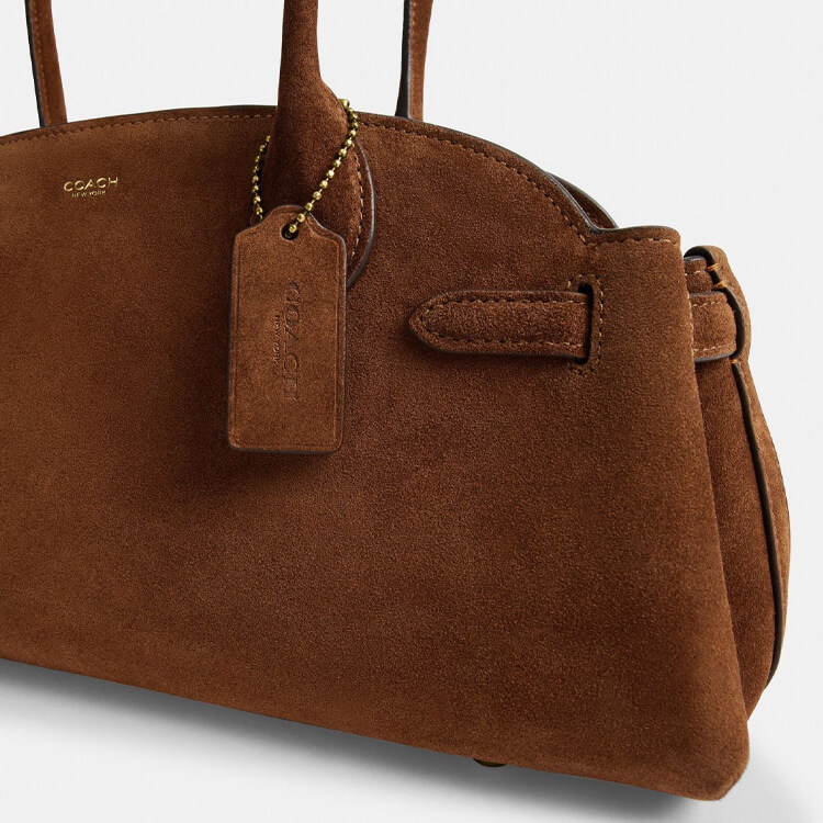 COACHベージュブラウン スエードハンドバッグ COACH｜コーチのトピックス「スエード素材のバッグ＆ファッション雑貨