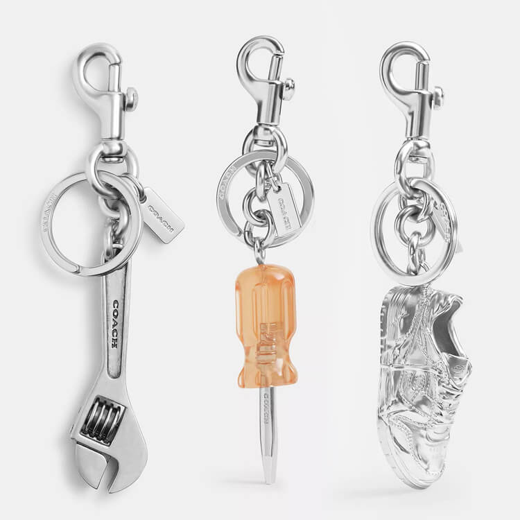 COACH｜コーチのトピックス「メンズ バッグチャーム／COACH」 - ZOZOTOWN