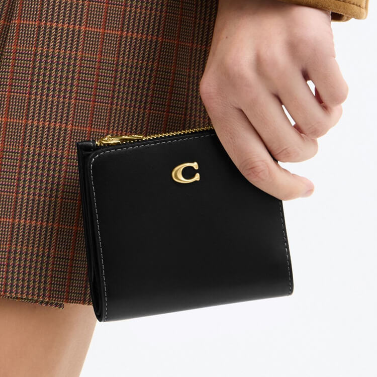 日本限定】エッセンシャル ミニ コスメティック ポーチ・レキシー