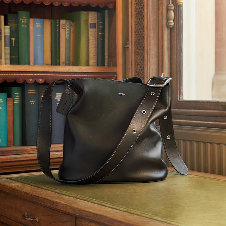 COACH�i�R�[�`�j�̃V���b�v�j���[�X�u�I�[���W�F���_�[�ŁI�g�u���[�J�[ �o�P�b�g�o�b�O�h�^COACH�v