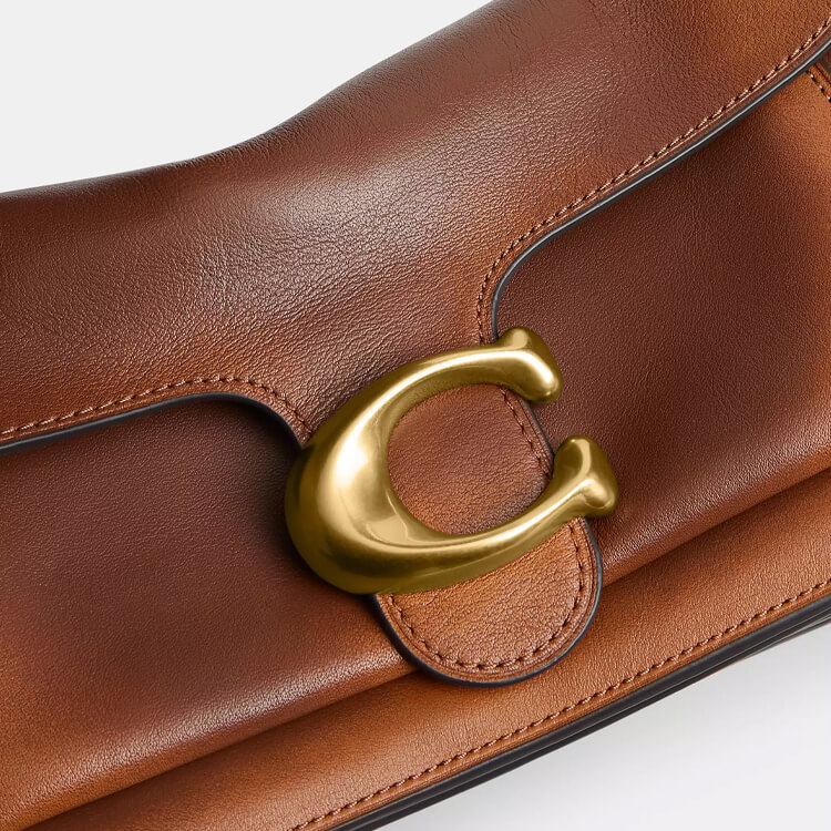 COACH�i�R�[�`�j�̃V���b�v�j���[�X�u���B���e�[�W���C�N�ȕ\����́^COACH�v
