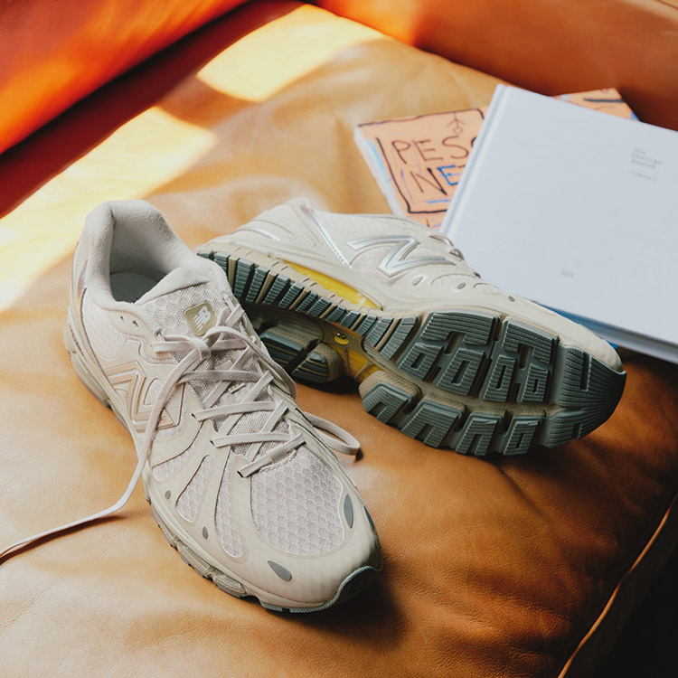 atmos�i�A�g���X�j�̃V���b�v�j���[�X�uNew Balance U18901IU / ABZORB 1890�v