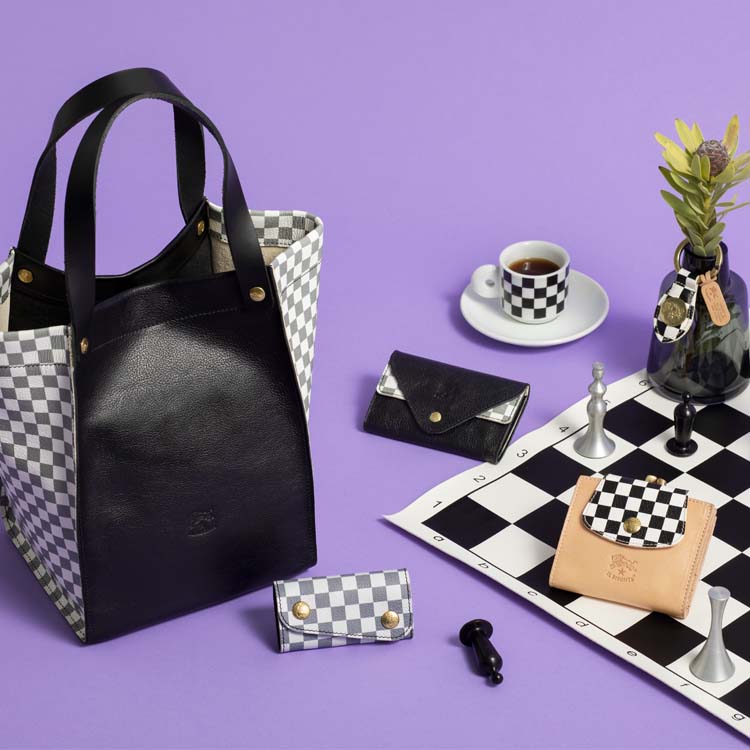 IL BISONTE�i�C�� �r�]���e�j�̃V���b�v�j���[�X�u�yIL BISONTE�zCHECKER PRINT LEATHER�����v