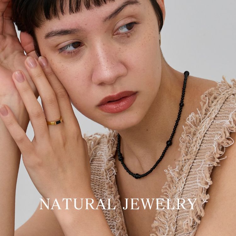 JEWEL ADDICT�i�W���G���A�f�B�N�g�j�̃V���b�v�j���[�X�u�R�[�f�Ƀv���X�����BNATURALJEWELRY�v
