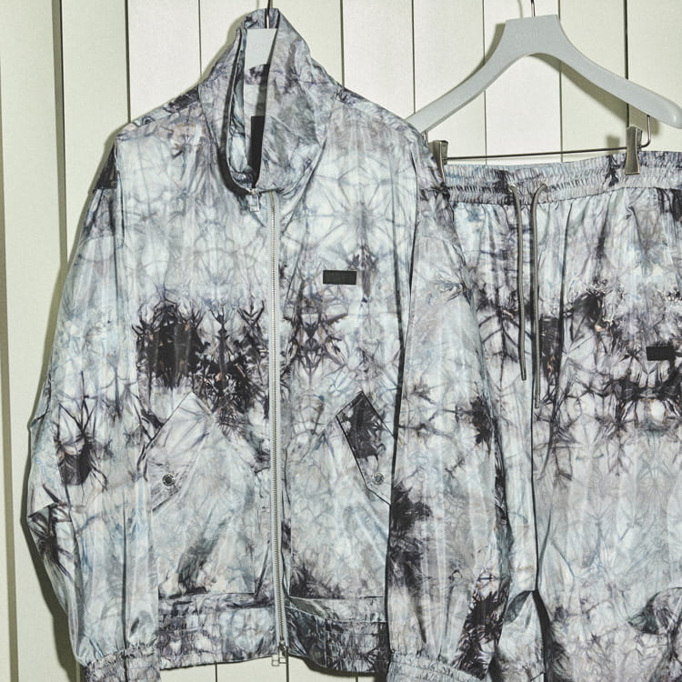 LOVELESS�i���u���X�j�̃V���b�v�j���[�X�u��_��_���̏o�����قȂ�A���������ڂ��䂭�v