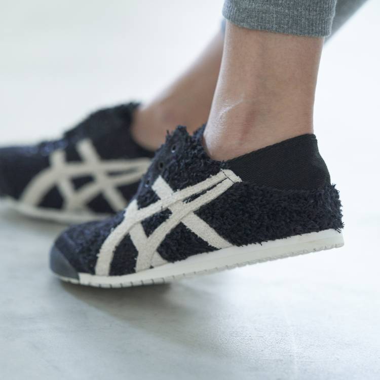 Onitsuka Tiger オニツカタイガーのトピックス Onitsuka Tiger これからの季節に最適なモコモコ素材のシューズ Zozotown