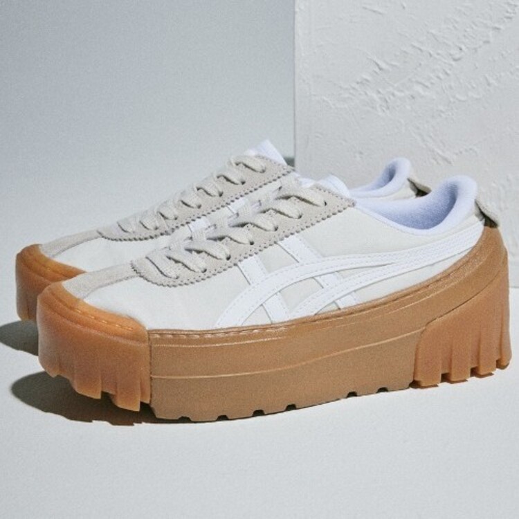 Onitsuka TigeriIjcJ^CK[j̃Vbvj[XuyDELEGATION CHUNKz`L[\[̃NbVƔɗDꂽ1v