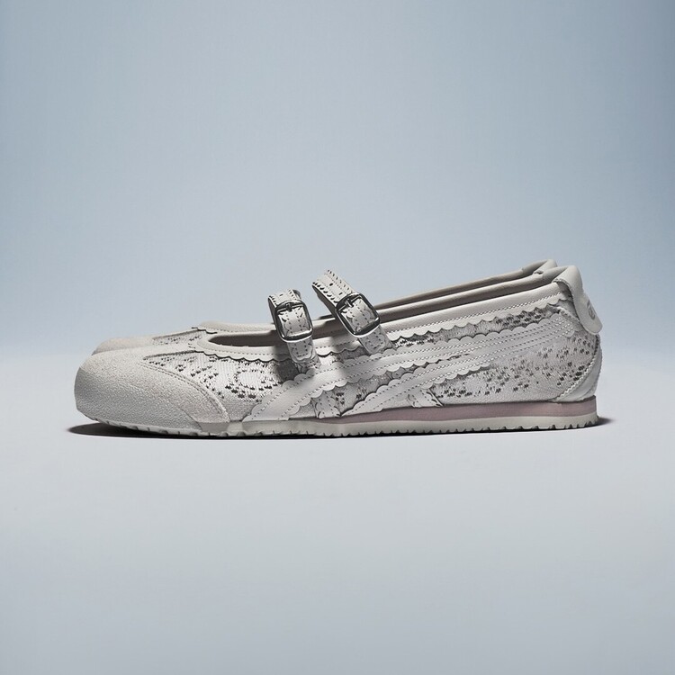 Onitsuka Tiger�i�I�j�c�J�^�C�K�[�j�̃V���b�v�j���[�X�u�y�V���zMEXICO 66 TGRS�b���[�X���̃W���K�[�h���b�V�����̗p�����A�؂₩�Ȉ�ۂ̐V���f�����o��B�v