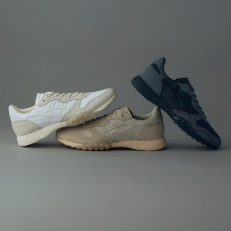 Onitsuka Tiger�i�I�j�c�J�^�C�K�[�j�̃V���b�v�j���[�X�u�y�V���zTRASPIKE�b���[�v���t�@�C���V���G�b�g�Ɏd�グ���V���f�����o��B�v