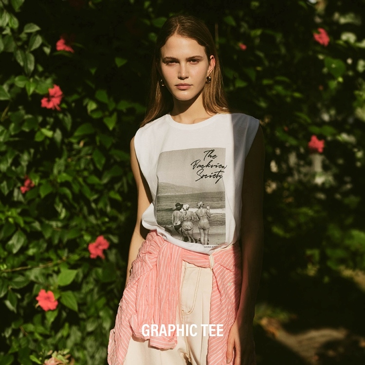 three dots�i�X���[�h�b�c�j�̃V���b�v�j���[�X�uGRAPHIC TEE�v