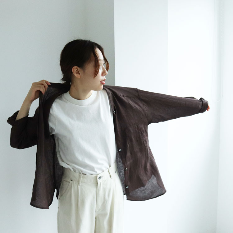 Par Ici パーリッシィのトピックス 羽織りとしてこの時期大活躍 肌離れするリネンシャツ Zozotown