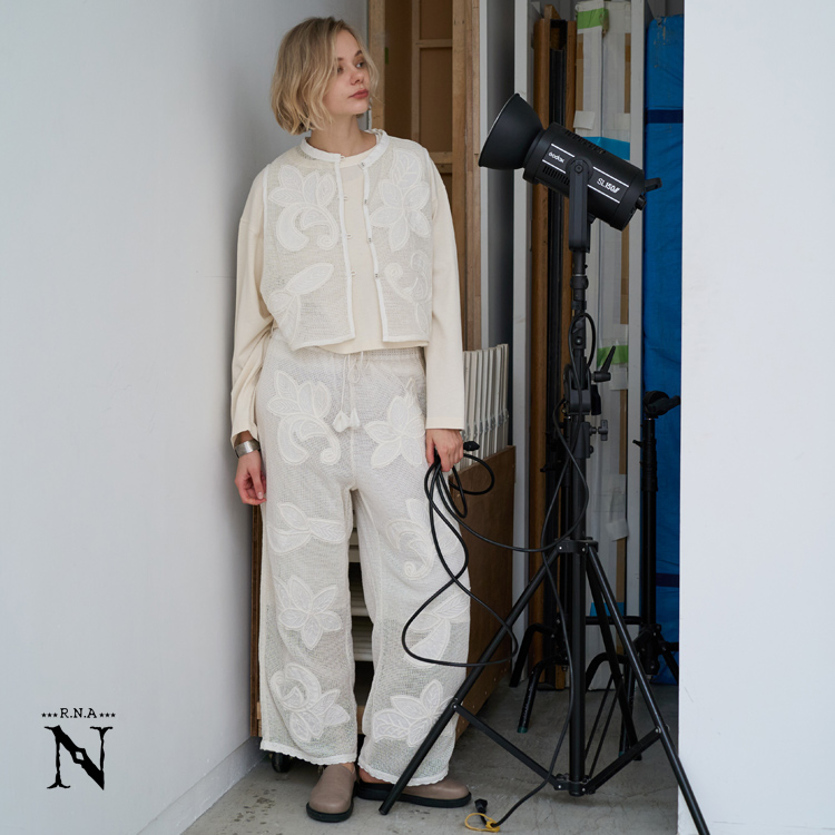 RNA MEDIA�i�A�[���G�k�G�[ ���f�B�A�j�̃V���b�v�j���[�X�u��RNA-N���C���h�̐E�l�ɂ��h�J���`�[�t���N���t�g�������Ղ�B�{�^�j�J���h�J���b�V���V���[�Y�v